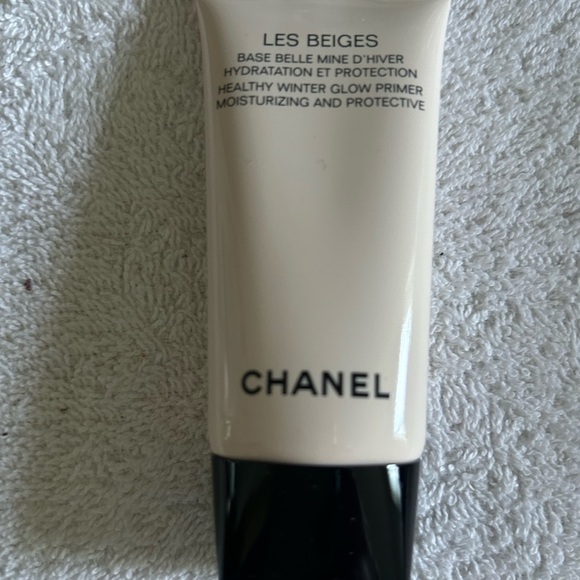 Chanel Les Beiges Base Mine D’Hiver Healthy Winter Glow Primer - Light Cooper